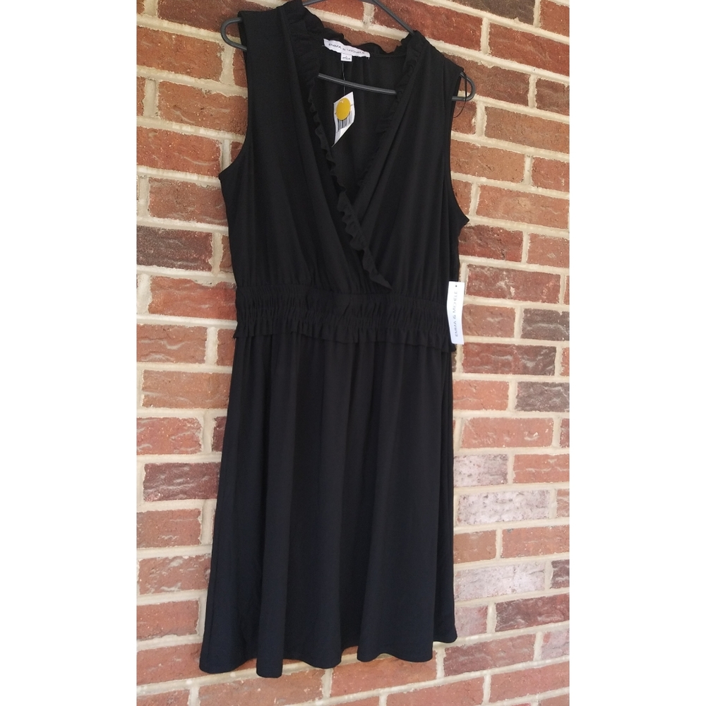 Emma and Michele black dress size large new